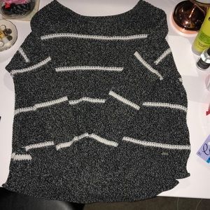 Hollister sweatshirt. back looks same.